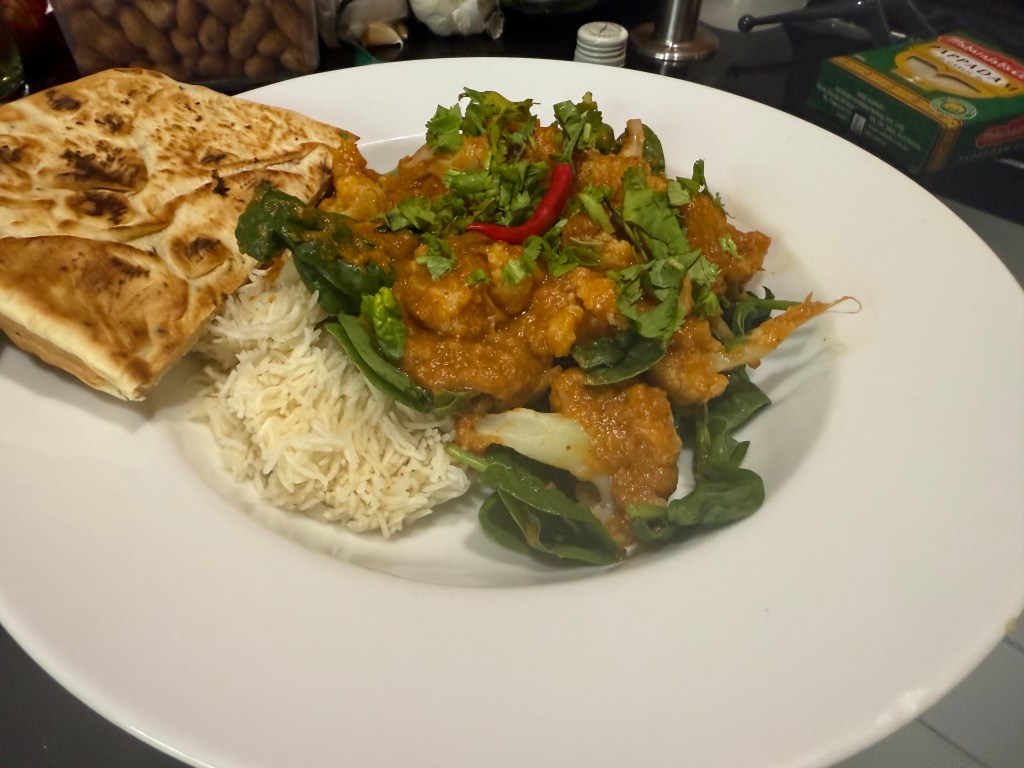 Cauliflower and chickpea&nbsp;curry