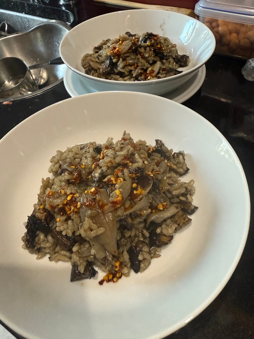Oven-baked shallot and mushroom&nbsp;risotto