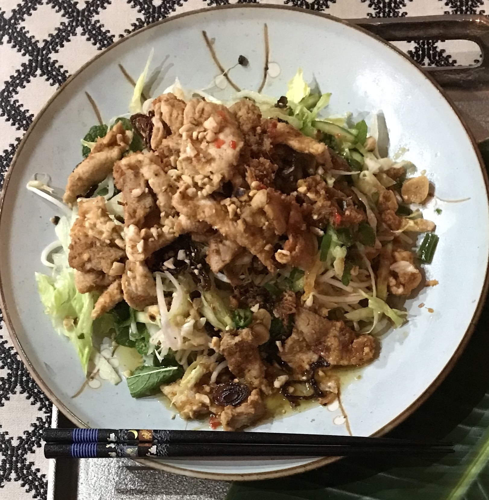 Stir-fried pork with lemongrass, chilli & garlic (Thịt heo sả ớt&nbsp;tỏi)