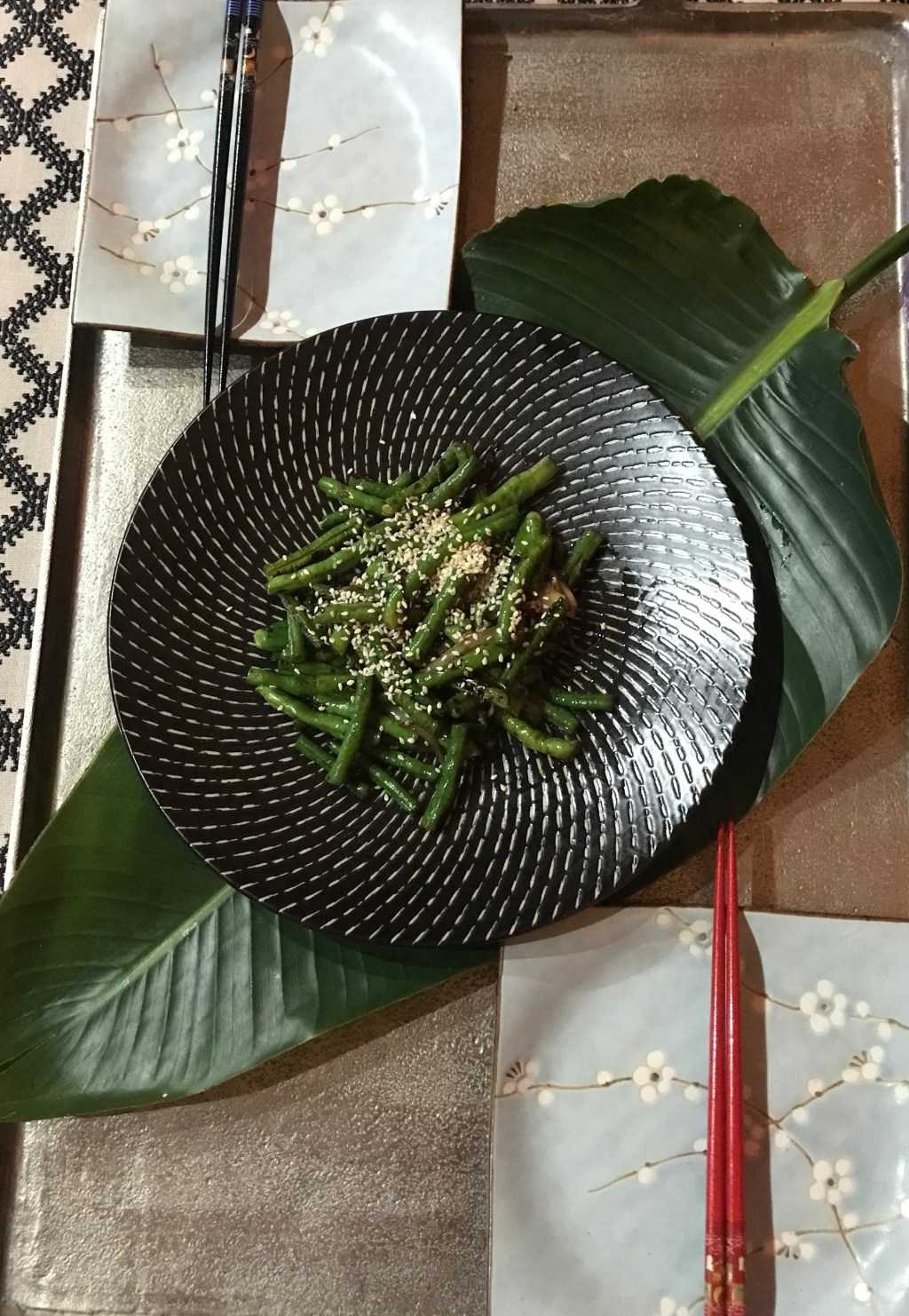 *Wok-tossed snake beans in oyster sauce (Đâu đũa&nbsp;xào)