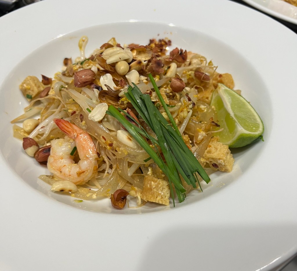 *Pat or Pad Thai (Luxurious version with&nbsp;prawns)