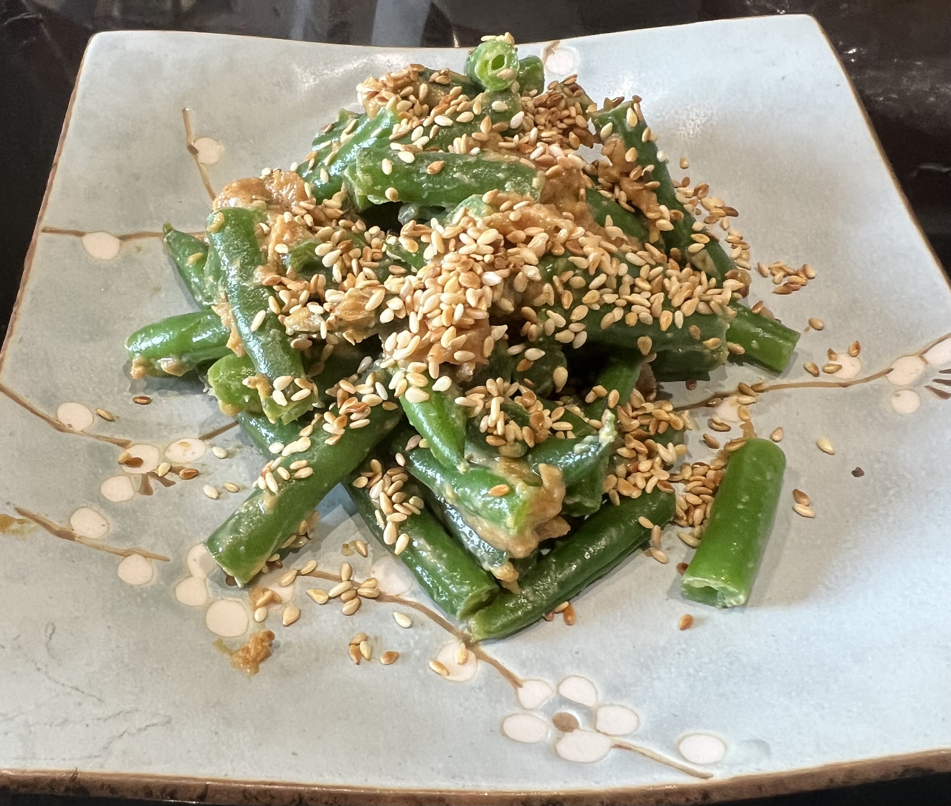 Green beans with sesame dressing