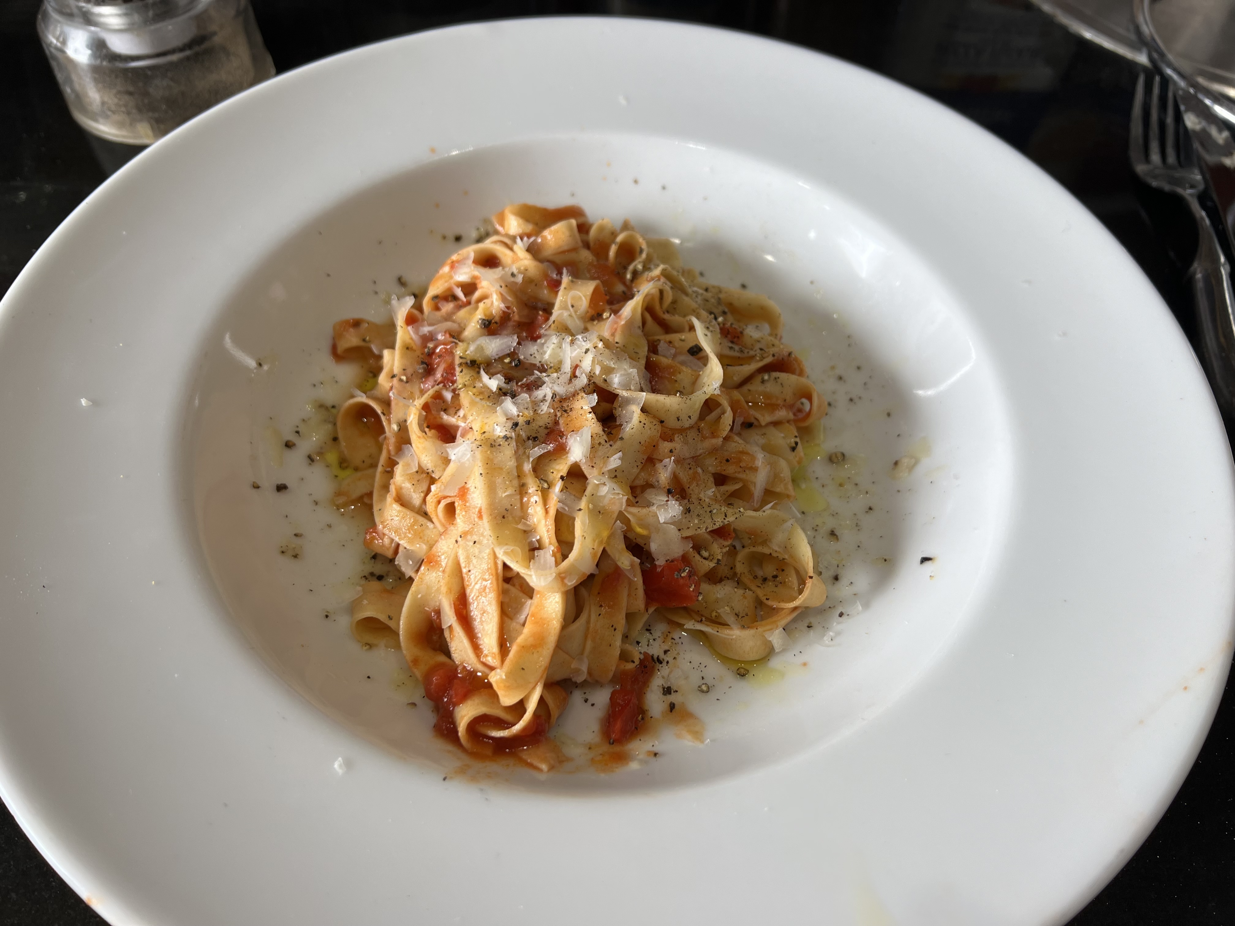 *Fettuccine with Mutti Pizzutello Tomatoes & Calabrian Chilli Pepper Pasta&nbsp;Sauce