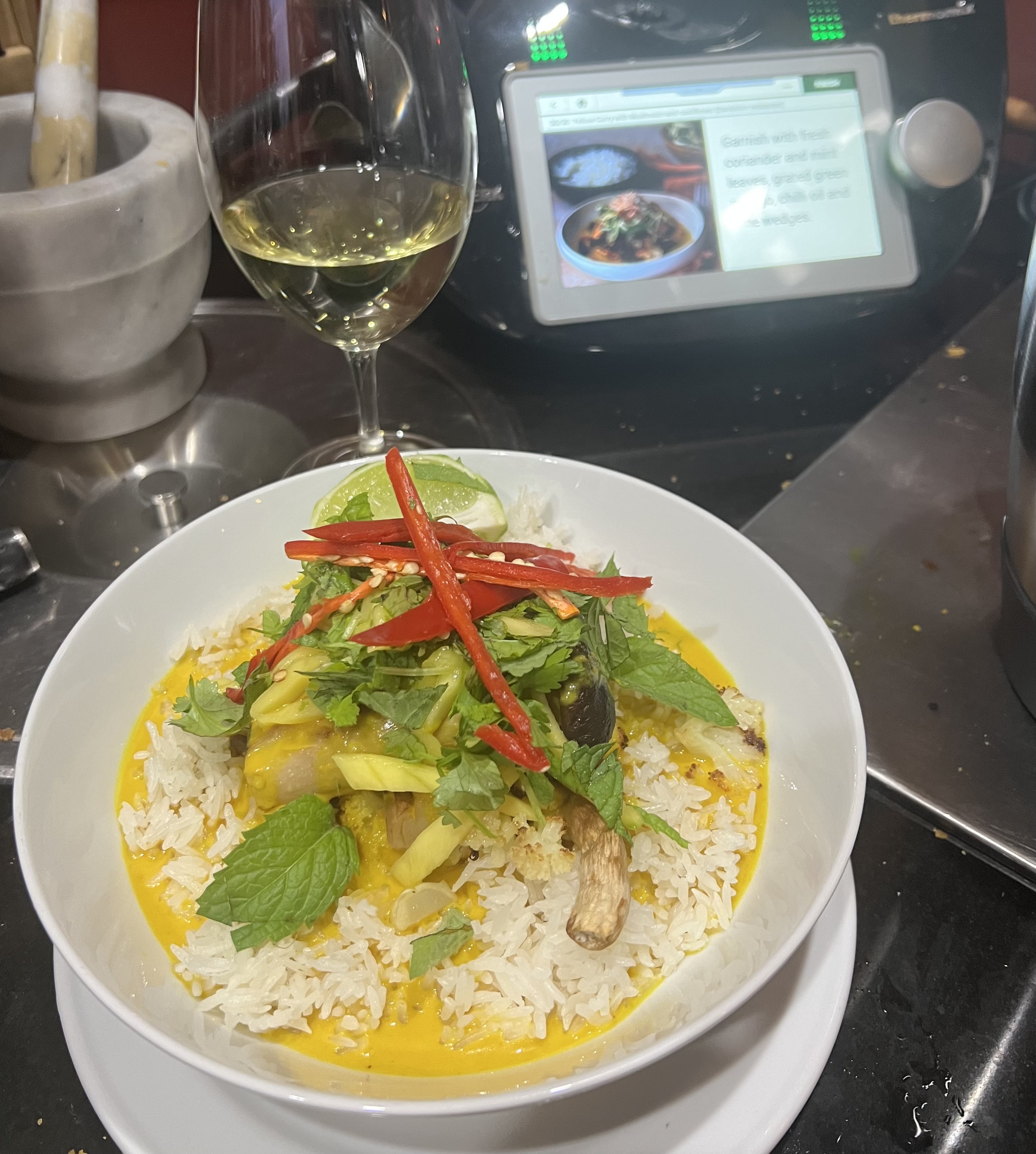 *Yellow Curry with Mushroom and Cauliflower