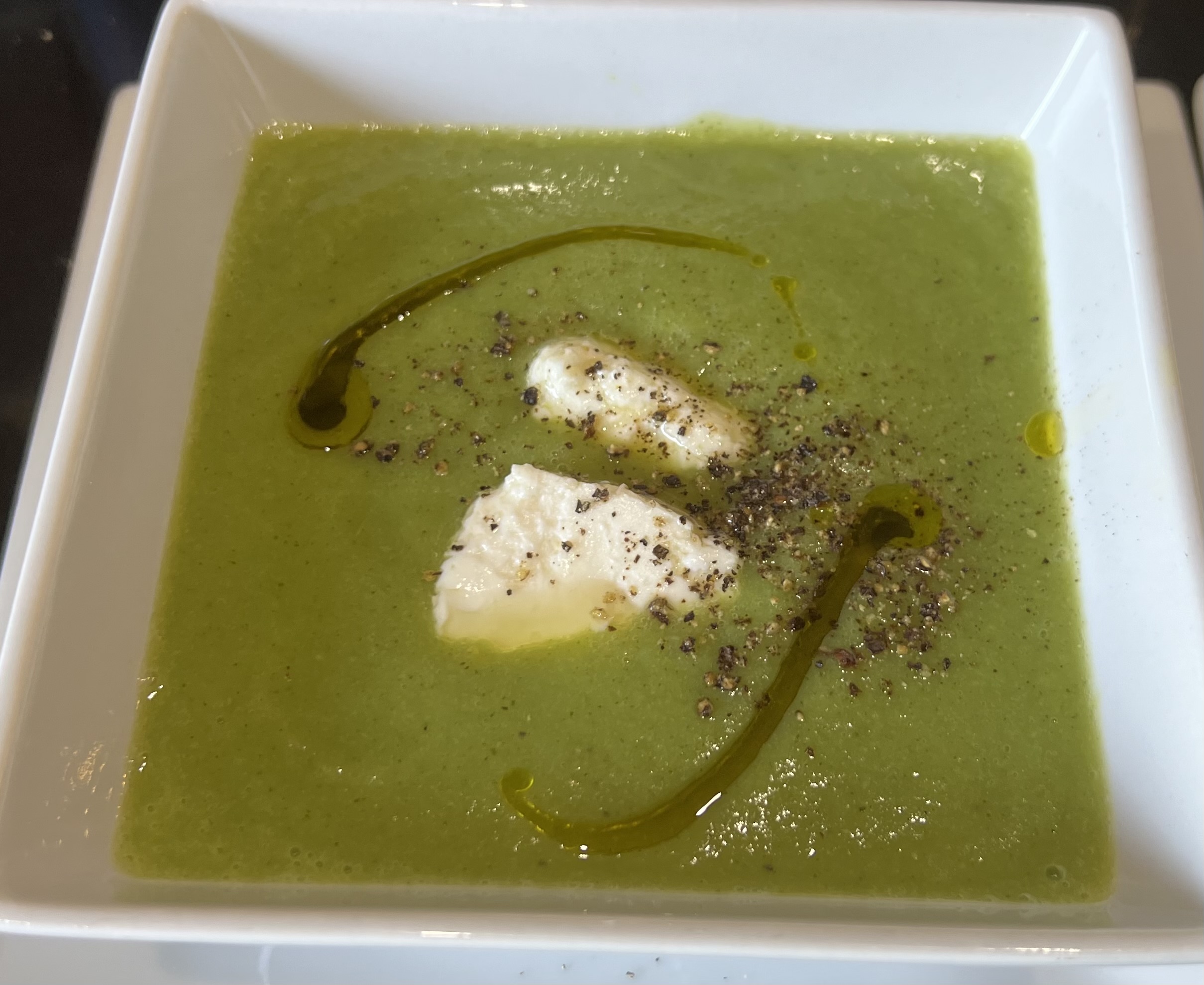 *Gordon Ramsay’s “3 ingredient Broccoli&nbsp;Soup”