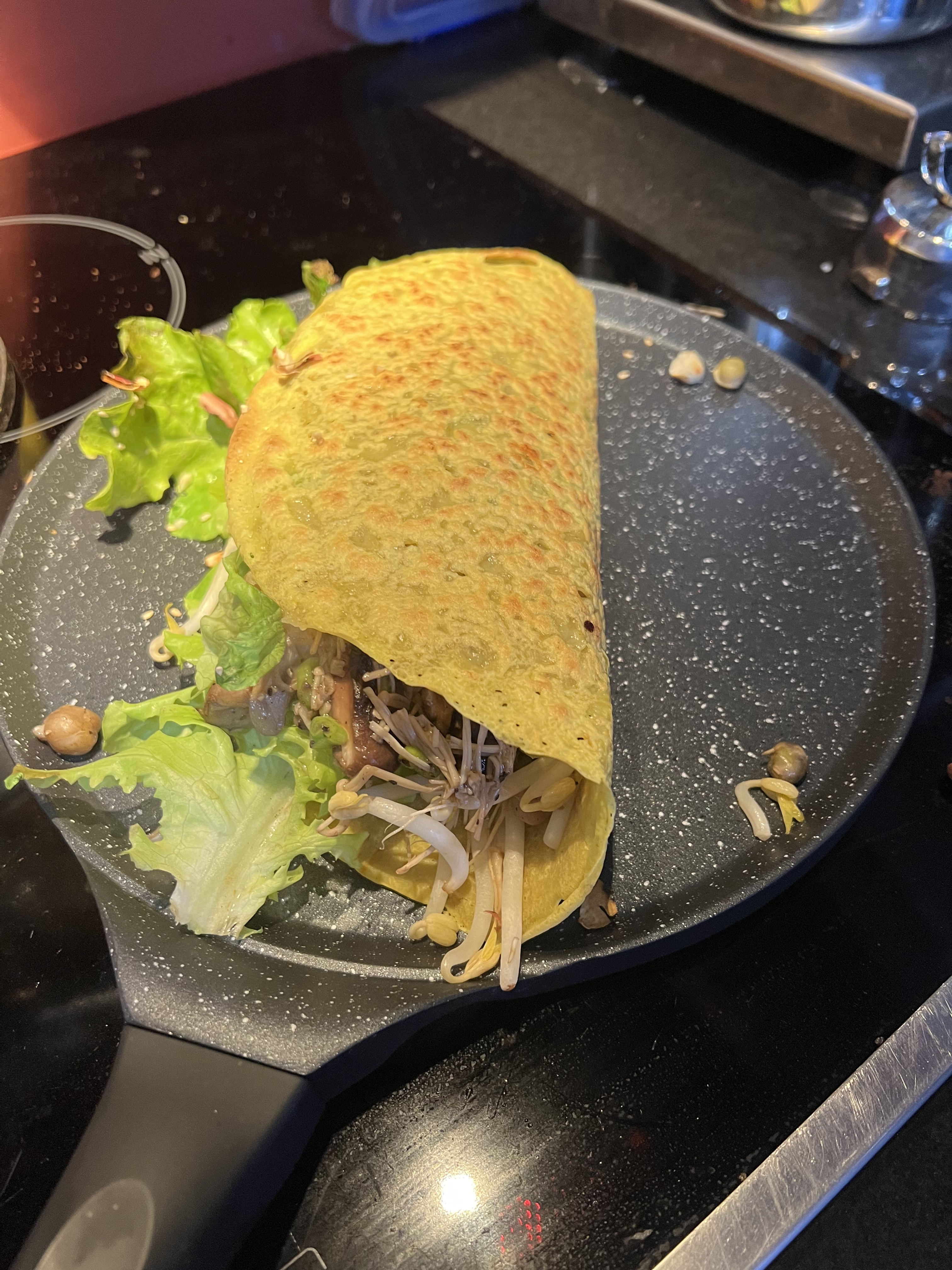 *Crisp rice flour pancakes with char-grilled prawns (Bánh&nbsp;xèo)