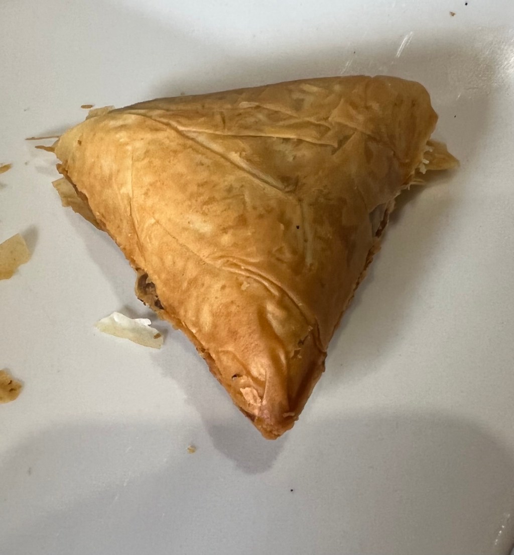 *Potato and Pea&nbsp;Samosa