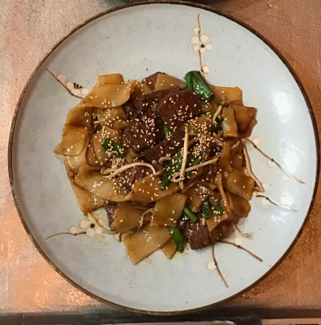 *Stir-fried rice noodles with wagyu (Wagyu kway&nbsp;teow)