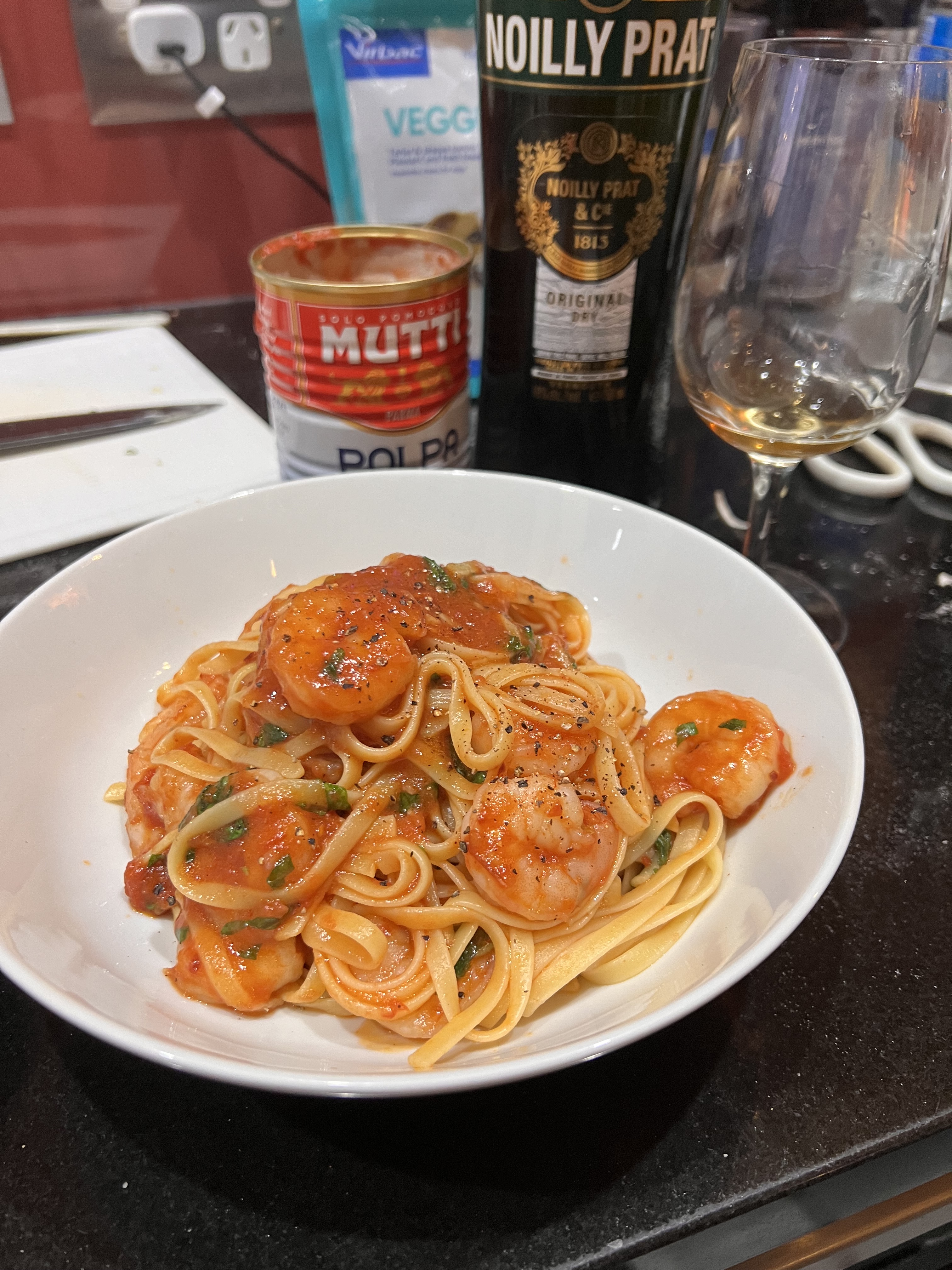 Linguine with shrimp, tomato, and basil