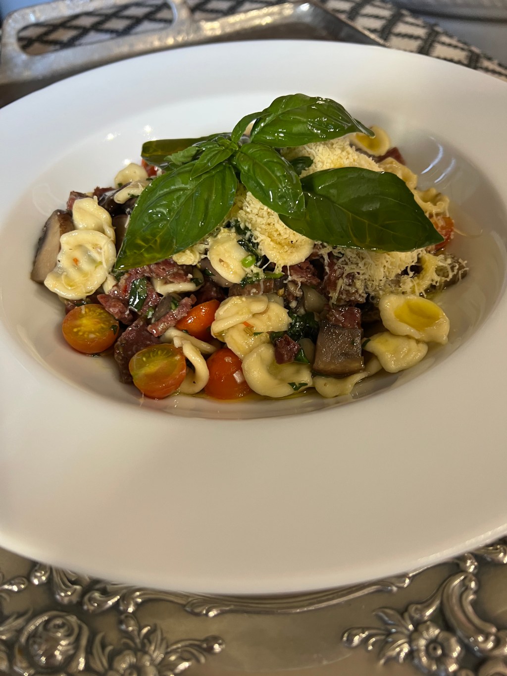 Orecchiette ai funghi e&nbsp;salsiccia