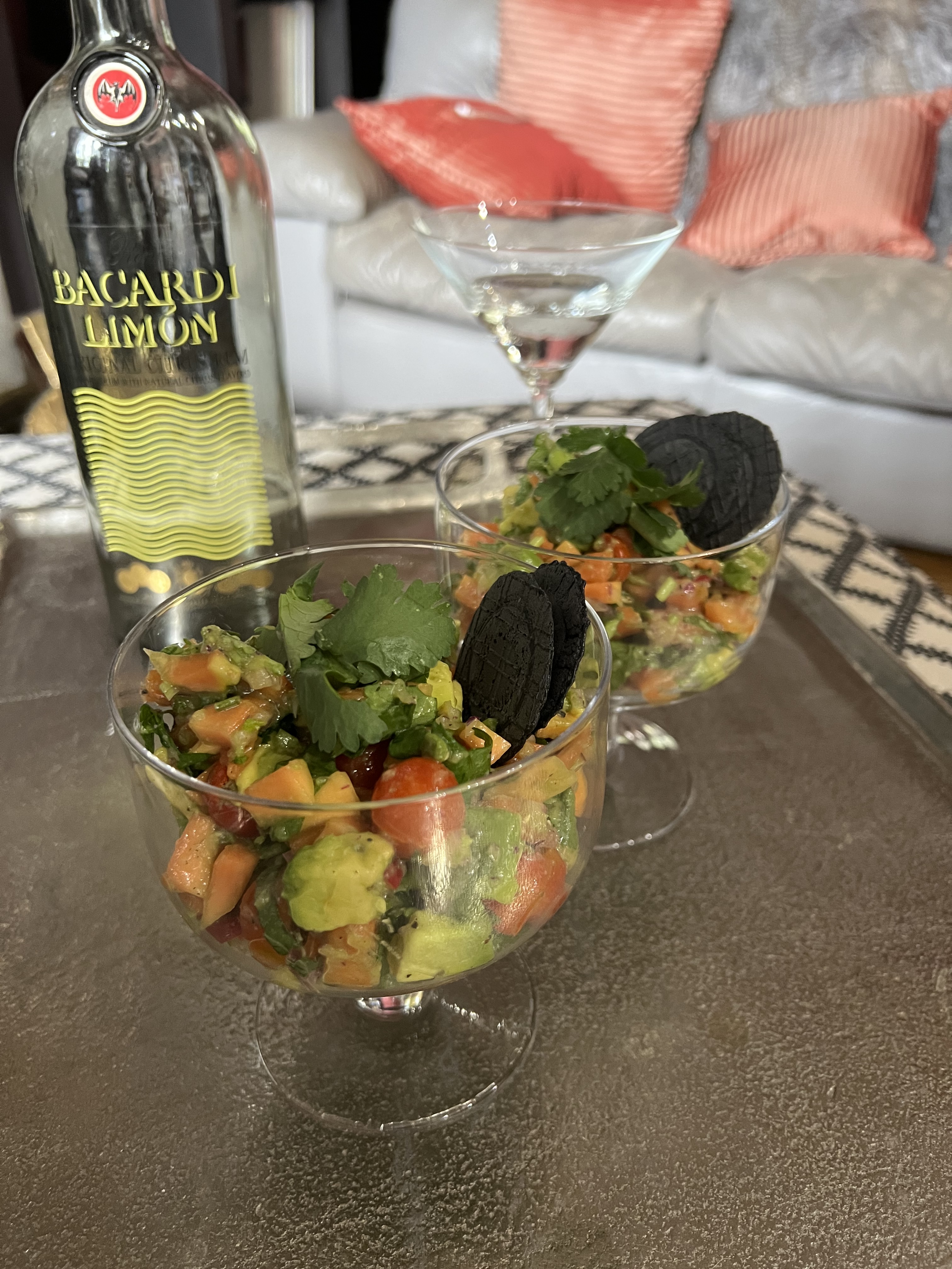 *Avocado & papaya&nbsp;salad