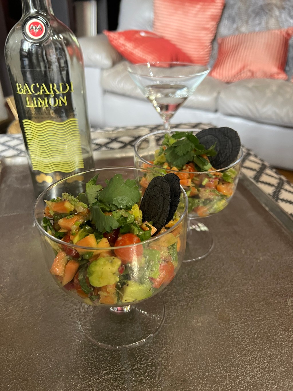 *Avocado & papaya&nbsp;salad