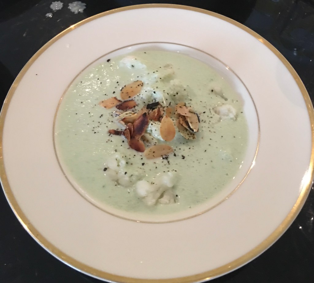 Chilled cucumber, cauliflower and ginger&nbsp;soup
