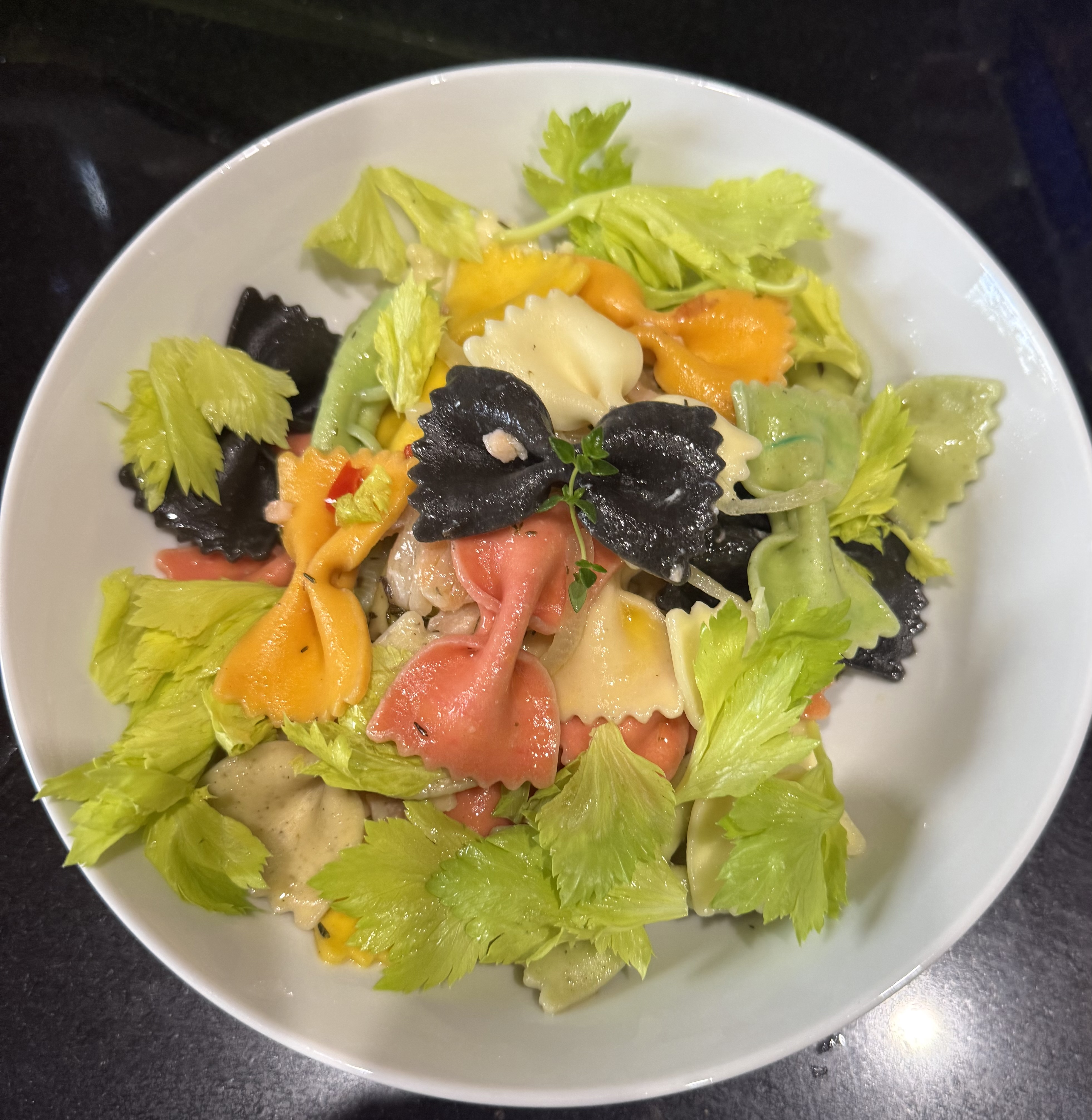 Farfalle with smoked salmon, vodka and thyme