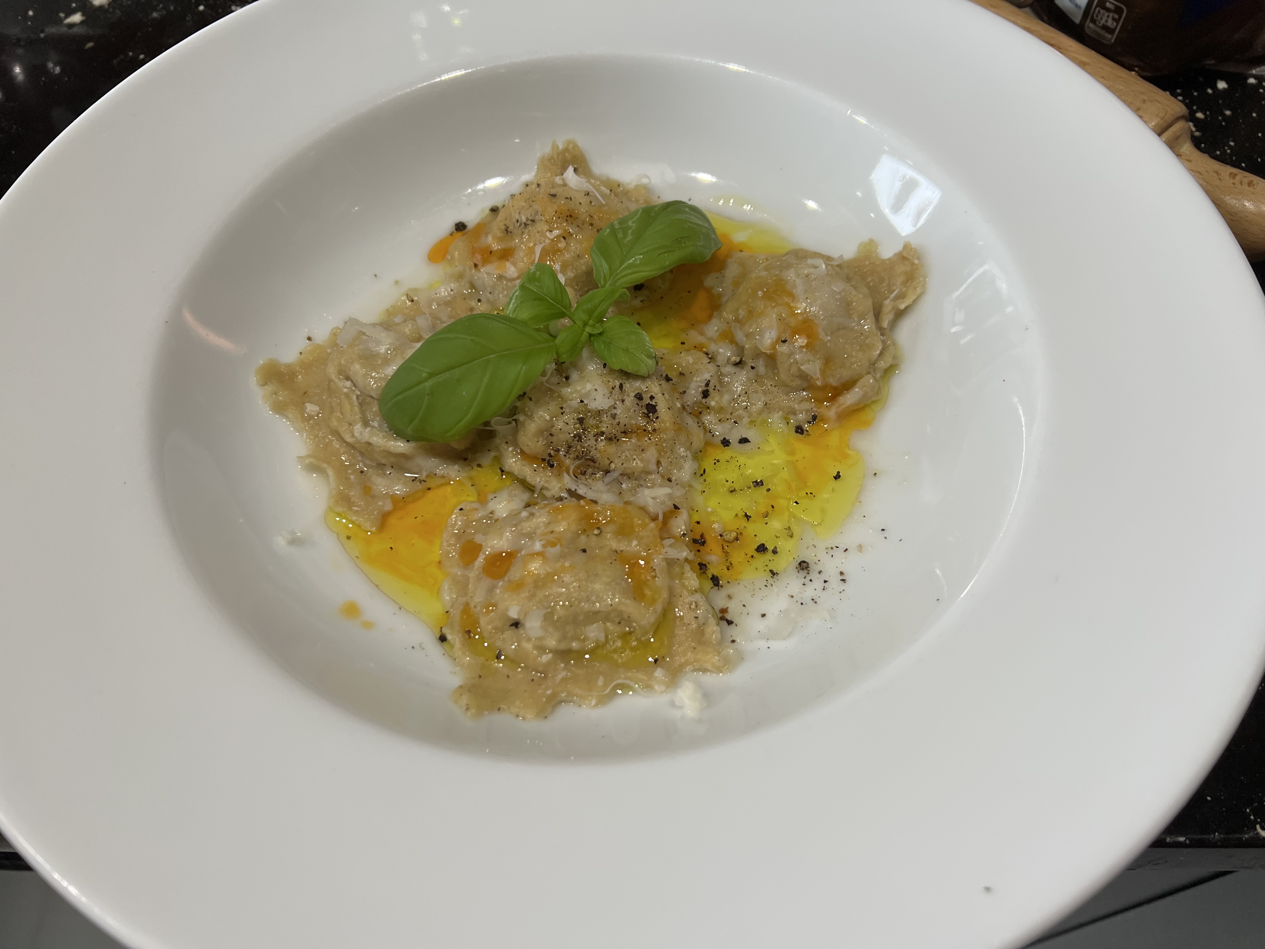 Wholemeal Ravioli filled with Salsa di&nbsp;Noci