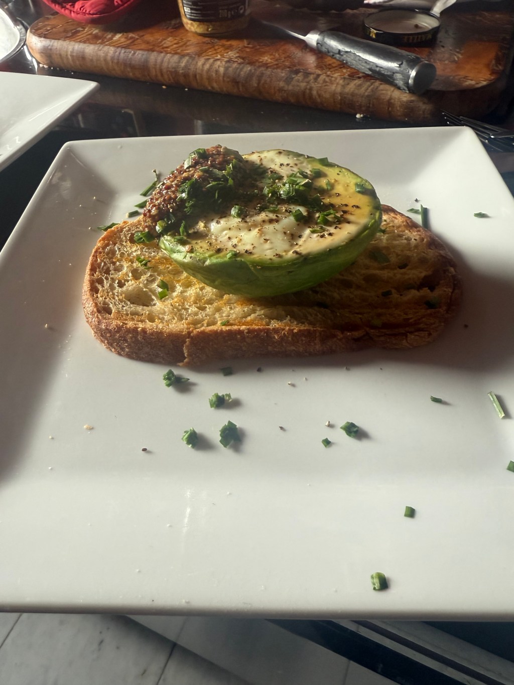 Eggs baked in avocado 