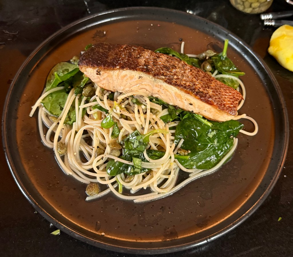 Whole-wheat spaghetti with lemon, basil, and&nbsp;salmon