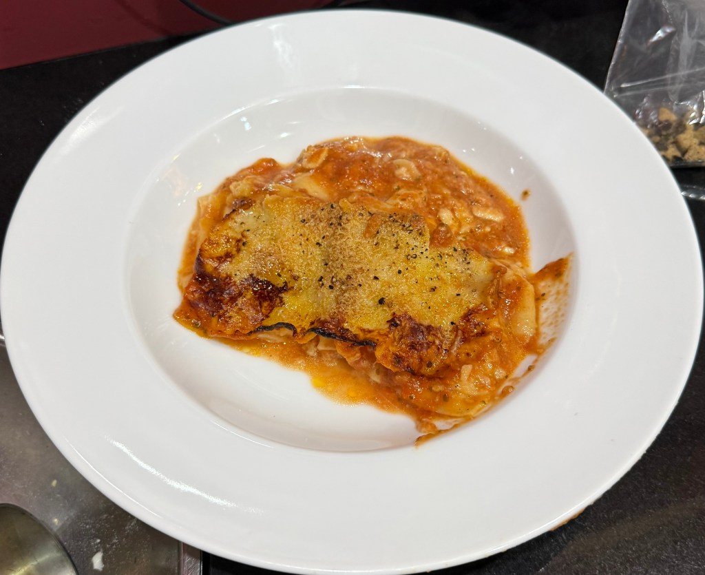 *Lasagne al pomodoro fresco (Summer lasagne with tomatoes, mozzarella &&nbsp;basil)