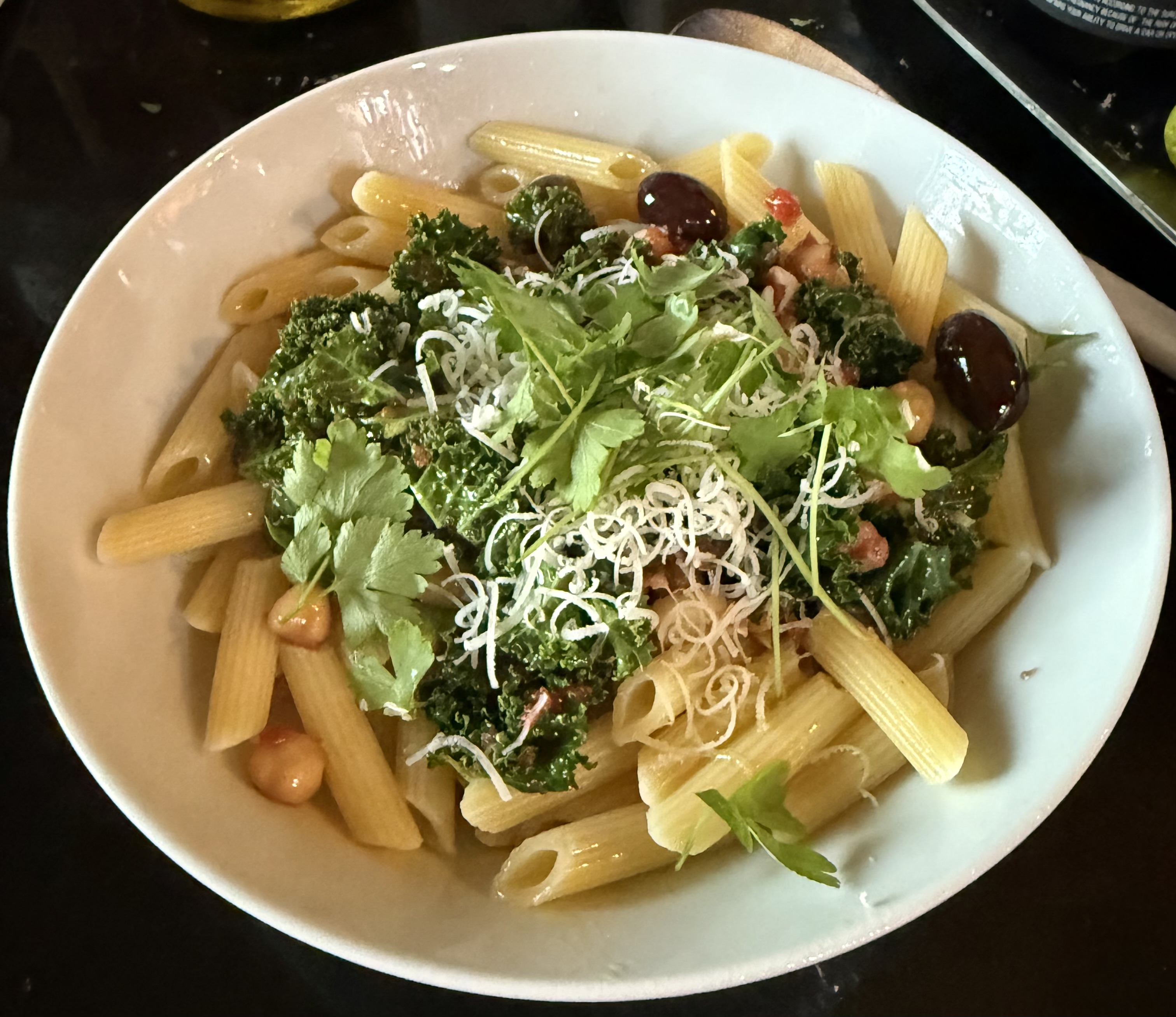 Kale & chickpea&nbsp;puttanesca