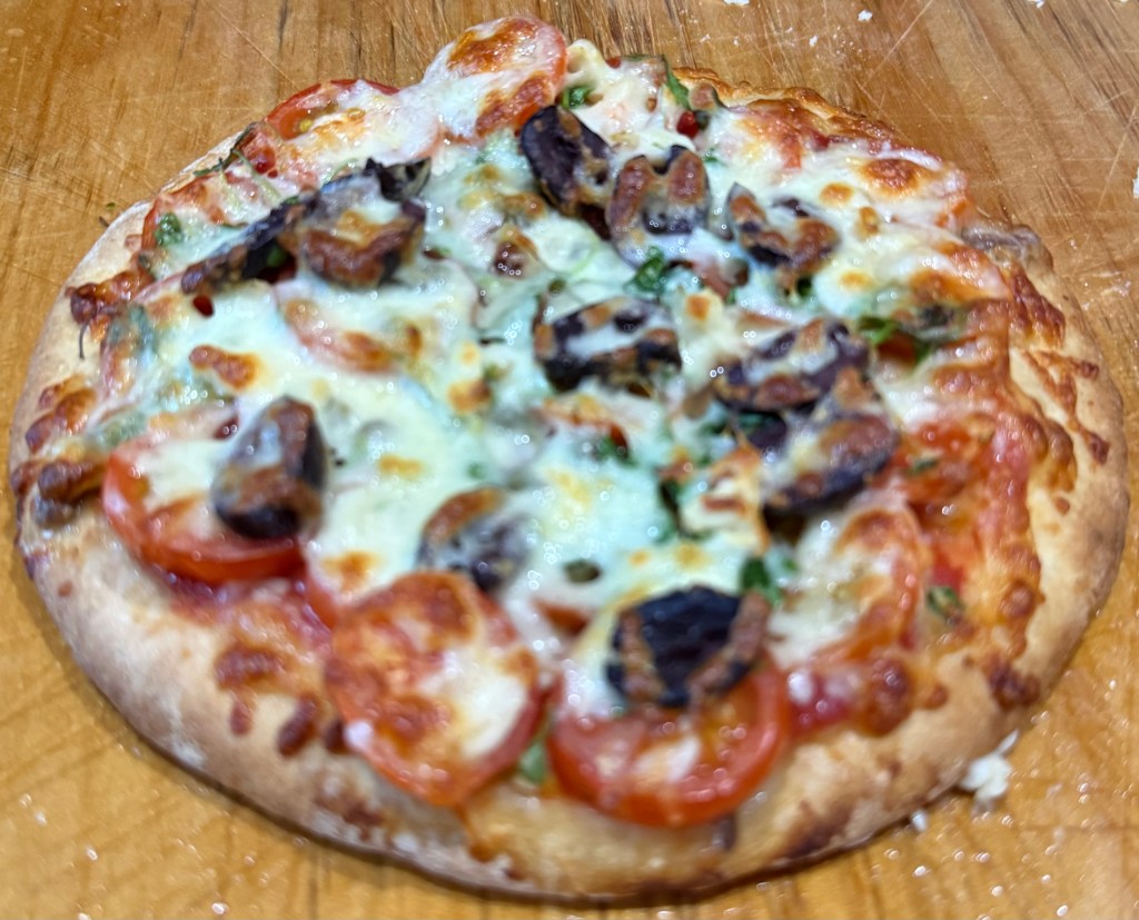 *Puttanesca pizza